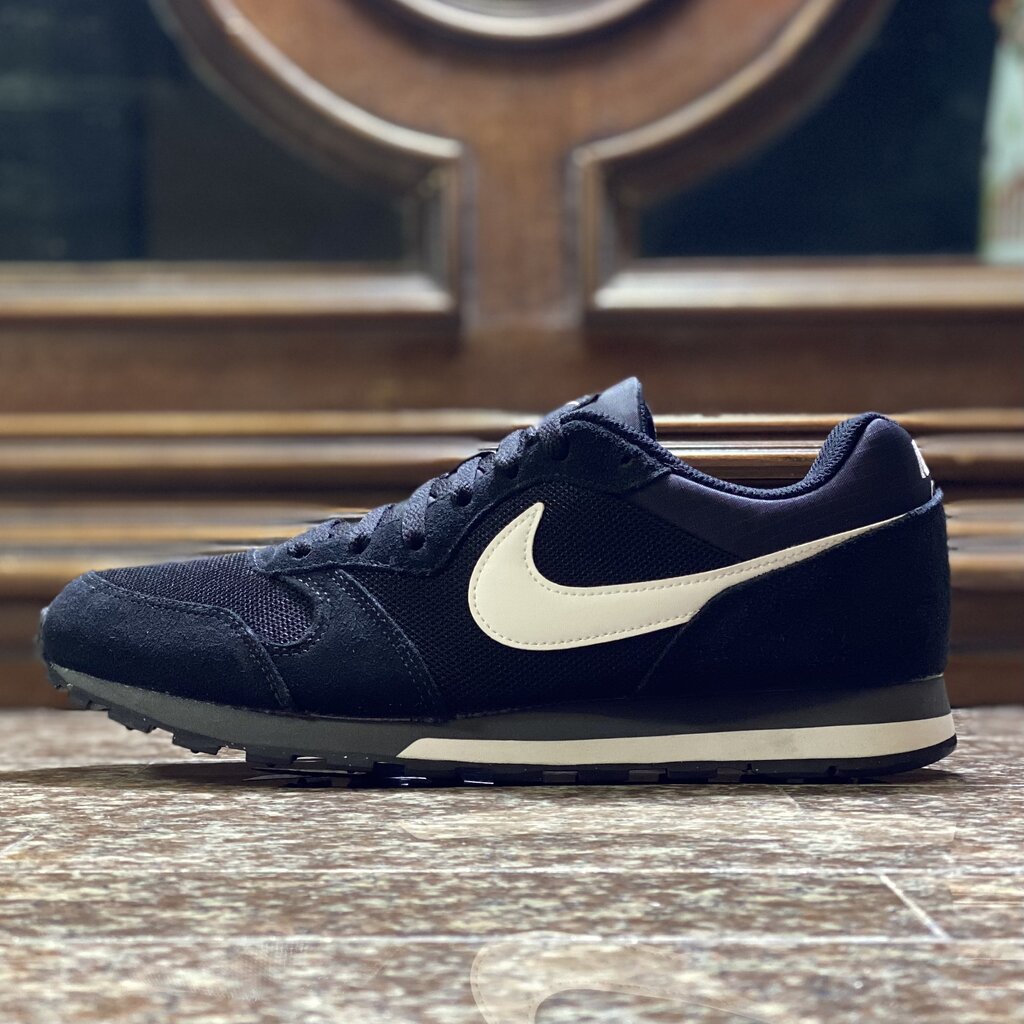 รองเท้า Nike MD Runner 2 ‘BLACK’ (M11US)