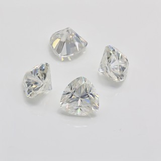 G/ VVS1 Trillion Cut White Moissanite เพชรโมอิส สีขาว พร้อมกราฟ