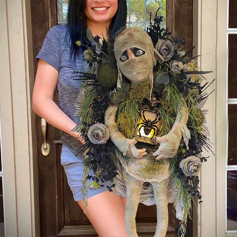 Mummy Halloween Wreath Front Decoration