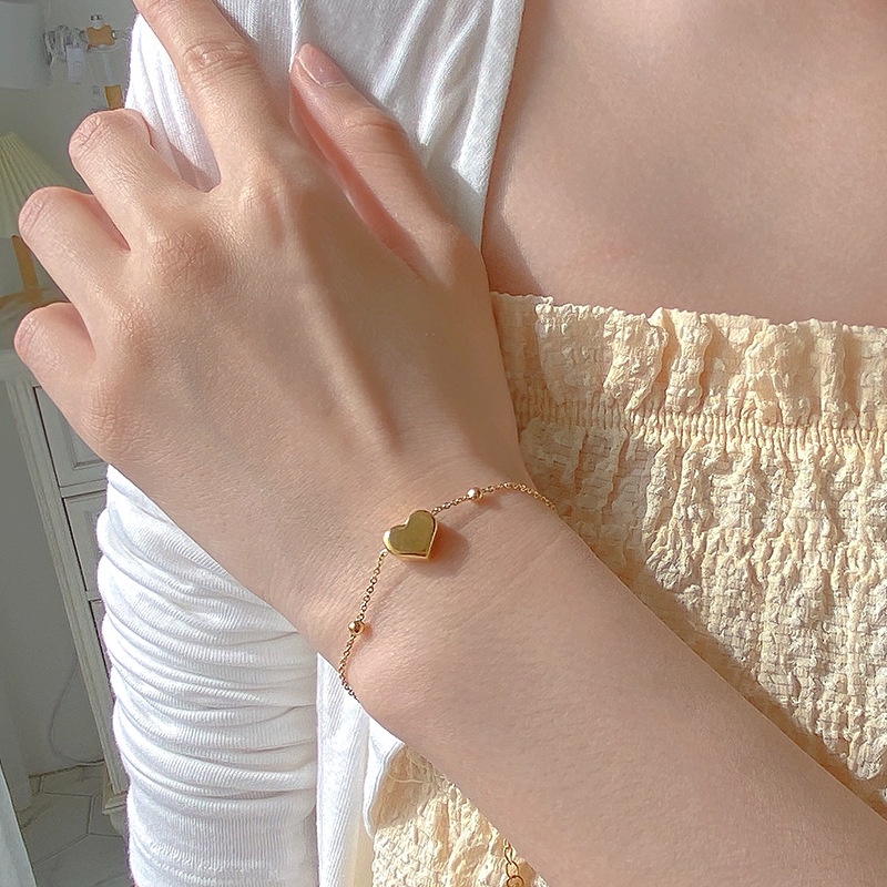 Ht สร้อยข้อมือสเตนเลส ไทเทเนียม รูปหัวใจ ไม่จางหาย ของขวัญแฟนสาว สไตล์เกาหลี สําหรับผู้หญิง