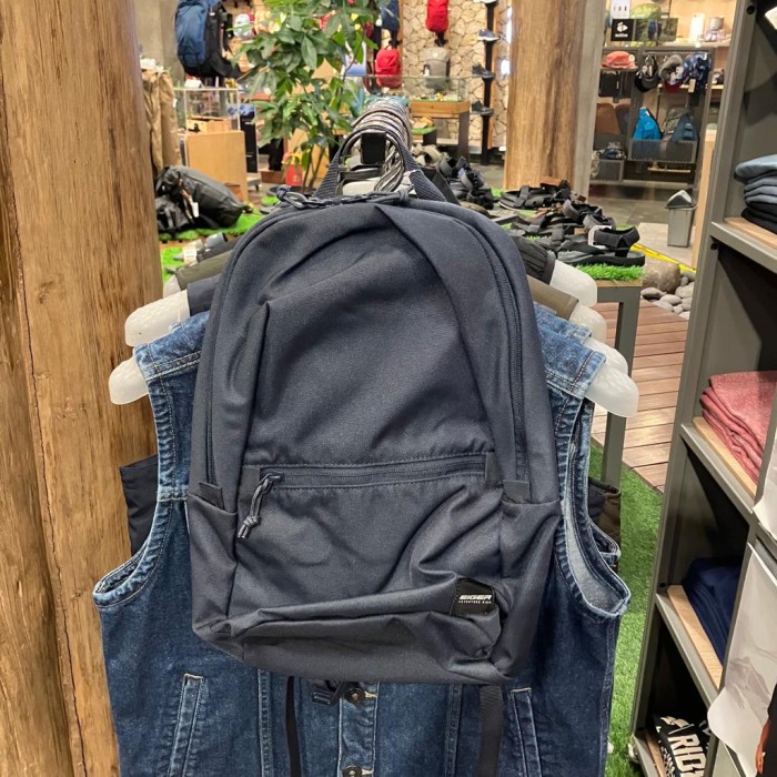 EIGER 1989 CITYROUTE 10L BACKPACK - NAVY