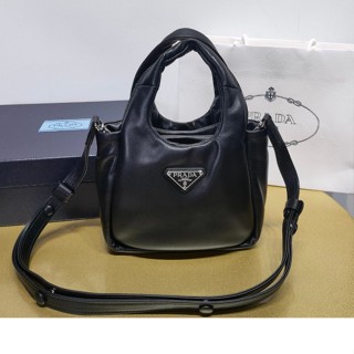 พรี ราคา10300 Prada 1BA359 หนังแกะ กระเป๋าสะพายข้าง กระเป๋าสะพาย 18*15.5*10cm