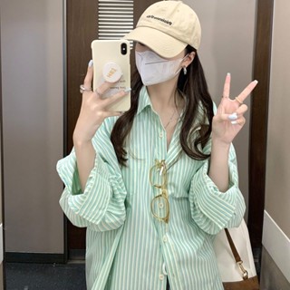 เสื้อคาร์ดิแกน คอปกโปโล ความยาวปานกลาง ทรงหลวม ลายทาง แฟชั่นฤดูใบไม้ผลิ และฤดูร้อน สําหรับผู้หญิง YXR3