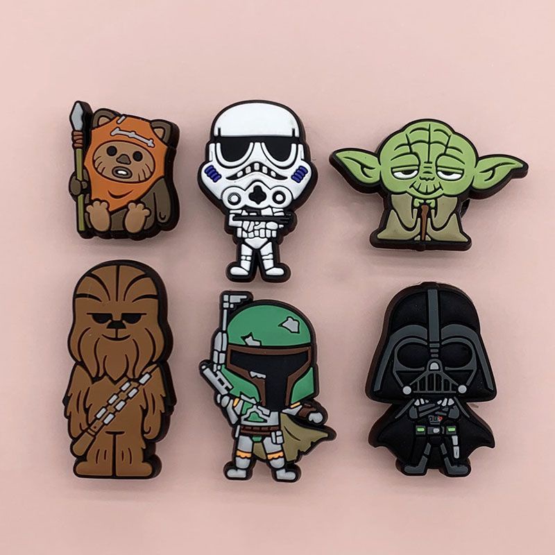 Crocs jibbitz หัวเข็มขัดรองเท้ารูการ์ตูนน่ารัก Crocs charms Star Wars series รองเท้าแตะหัวเข็มขัดตกแต่งแฟชั่นรูเกาหลีรองเท้าดอกไม้