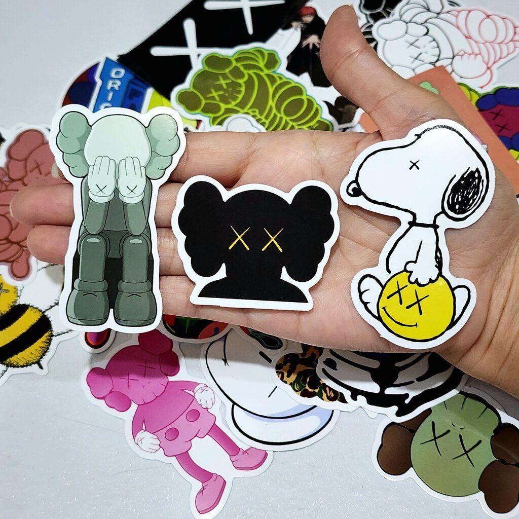 สติ๊กเกอร์ Kaws Milo ชิ้นใหญ่ ติดแน่น กันน้ำ ติดกระเป๋าเดินทาง โน้ตบุ้ค (52 ชิ้น) sticker - รูปที่ 7