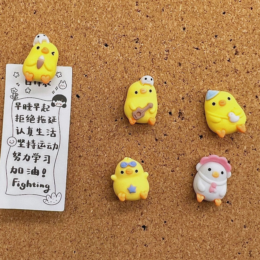 หมุดรูปไก่สีเหลือง หมุดตกแต่งแนวคิด น่ารักสามมิติ สำหรับแผ่นฟองน้ำและการตกแต่งผนังรูปภาพ 5 แบบ