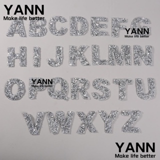 Yann1 สติกเกอร์ตัวอักษร A-Z ประดับเพชรเทียม ขนาดใหญ่ 2 นิ้ว สีเงิน สําหรับตกแต่งเสื้อผ้า กระเป๋า 26 ชิ้น