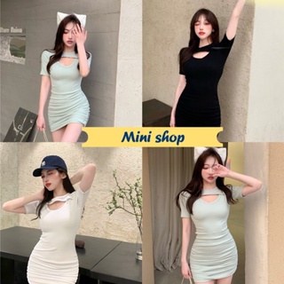 Mini shop🌸พร้อมส่ง🌸 (M1923) ชุดเดรสไหมพรม เว้าหน้าอกเซ็กซี่ -C