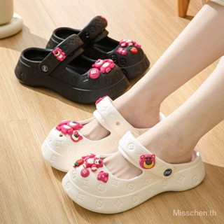 รองเท้าแตะ Mary Jane กันลื่น ลาย Strawberry Bear X Crocs แฟชั่นสไตล์เกาหลี สําหรับผู้หญิง 2023