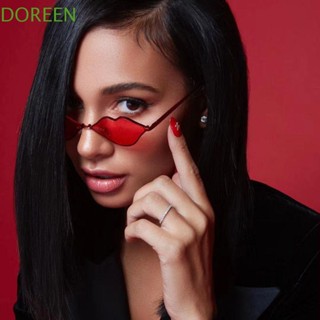 Doreen ริมฝีปาก แว่นกันแดด บุคลิกภาพ เท่ ย้อนยุค แว่นตา ป้องกันรังสี แว่นตา กรอบโลหะ เกาหลี ชาย หญิง แว่นตาผู้หญิง แว่นตา