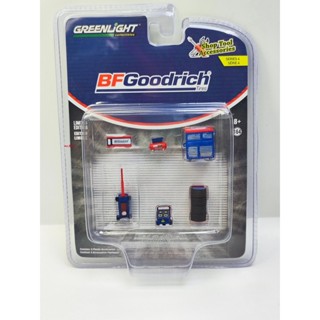 อุปกรณ์เสริมรถยนต์ บอดี้เวิร์คช็อป สีเขียวอ่อน 1: 64 4-BFGoodrich