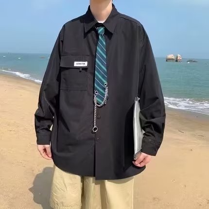 เสื้อคลุมแขนยาวสไตล์นักศึกษา สร้างลุคหล่อในฤดูใบไม้ร่วง