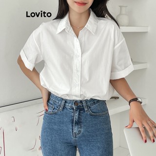 Lovito เสื้อเบลาส์ลําลอง ติดกระดุมด้านหน้า อเนกประสงค์ แบบเรียบ สําหรับผู้หญิง L61AD020 (สีขาว)