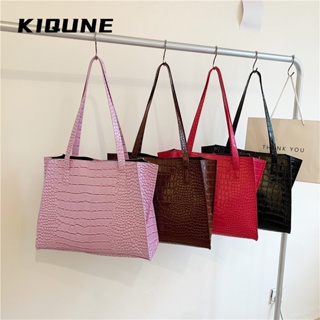 KIQUNE  กระเป๋าผู้หญิงสะพายข้าง กระเป๋าสะพาย ข้าง 2023 NEW   ins ทันสมัย Stylish พิเศษ L91TW7F 37Z230910