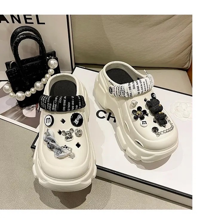 Baim Kawzzz Jibbitz Sandals / รองเท้าแตะผู้หญิงคลาสสิก Bae Clog platform Balance 8888-R1 / 8888-R3 /