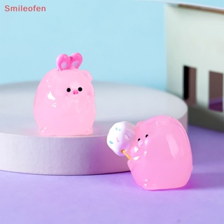 [Smileofen] ใหม่ ลูกหมูเรซิ่นเรืองแสง ขนาดเล็ก สําหรับตกแต่งรถยนต์ แดชบอร์ด บ้าน 2 ชิ้น