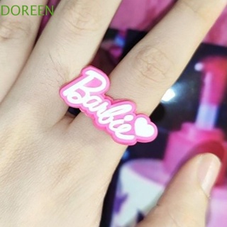 Doreen แหวนตุ๊กตาบาร์บี้, ตัวอักษรบาร์บี้ สีชมพู อุปกรณ์เสริมสําหรับตุ๊กตาบาร์บี้, เครื่องประดับตุ๊กตาบาร์บี้ ตัวละคร การ์ตูน โลโก้บาร์บี้ เด็กผู้หญิง