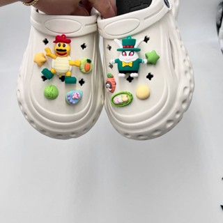 จี้Clog ตกแต่งชุดอุปกรณ์เสริมทั้งหมด Croc charm จิ๊บบิท Jitbitz Croc charm Croc jibbitz Jibbitz Chain Charms Jibitz Charm jitbitz Charm croc shoeตุ๊กตาติดรองเท้า jibbitz crocs ตัวติดรองเท้า crocs รองเท้า เครื่องประดับแฟชั่น