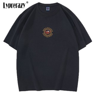 Lyprerazy เสื้อยืดแขนสั้น ผ้าฝ้าย ปักลาย สไตล์จีน สตรีท เหมาะกับฤดูร้อน สําหรับผู้ชาย