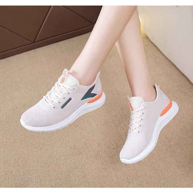 ส่งเร็ว🚚รองเท้าผ้าใบผู้หญิง รุ่นใหม่ sneaker แฟชั่น กีฬาลำลอง ไม่เจ็บเท้า ใส่สบาย B-078