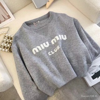 Miumiu เสื้อกันหนาว คอกลม แขนยาว แบบสวมหัว P06176