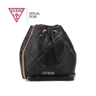 GUESS กระเป๋าสะพายผู้หญิง รุ่น FG903429 QUINCEY BUCKET สีดำ