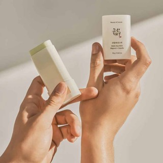 BEAUTY OF JOSEON Matte Sun Stick Mugwort + Camelia SPF 50 PA++++ 18g