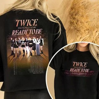 เสื้อยืดแขนสั้นลําลอง คอกลม มีฮู้ด พิมพ์ลาย Kpop Twice READY TO BE Momo Sana Mina Lim Na Yeon Son Chae Youn Park Ji Hyo แฟชั่นคู่รัก สําหรับผู้ชาย และผู้หญิง