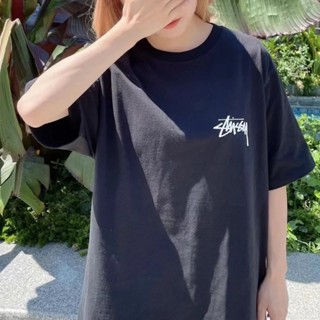 STUSSY เสื้อยืดแขนสั้น คอกลม พิมพ์ลายตัวอักษร และดอกไม้ สวยงาม อเนกประสงค์ สําหรับผู้ชาย และผู้หญิง