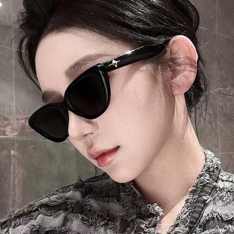 Cat Eye แว่นตากันแดดผู้หญิง Vintage สีทึบ UV400 ป้องกัน