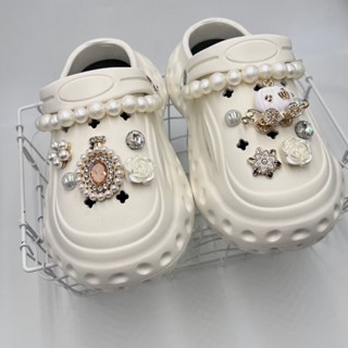 จี้Clog ตกแต่งชุดอุปกรณ์เสริมทั้งหมด Croc charm จิ๊บบิท Jibitz Charm croc shoe Croc charm Jitbitz Chainจิ๊บบิทติดรองเท้า Charm jitbitz Charms Jibbitzตุ๊กตาติดรองเท้า jibbitz crocs ตัวติดรองเท้า crocs รองเท้า เครื่องประดับแฟชั่น