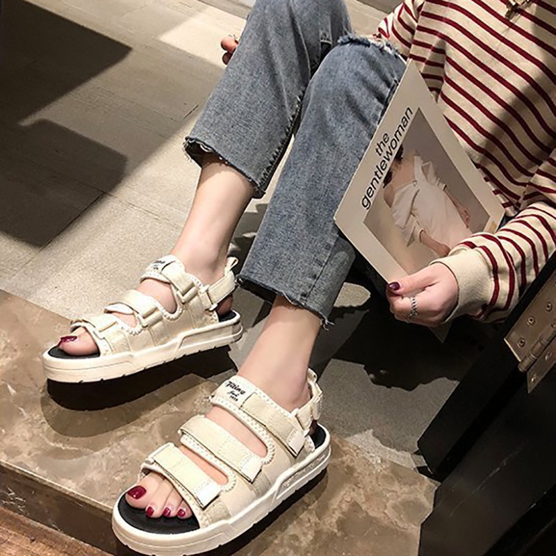 รองเท้าแตะแฟชั่นเกาหลี พื้นหนา กันลื่น ทนทานต่อการสึกหรอ ใส่ได้ทั้งชายและหญิง