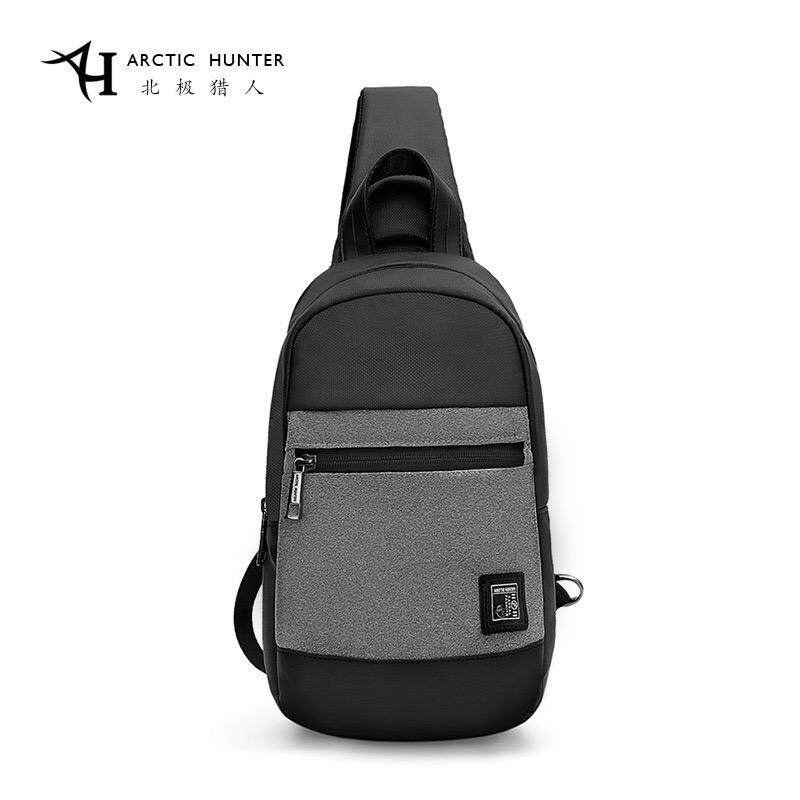 UM+Arctic Hunter กระเป๋าคาดอก กระเป๋าผู้ชายพาดลำตัว ผ้าox ford กันน้ำ รุ่น XB00060