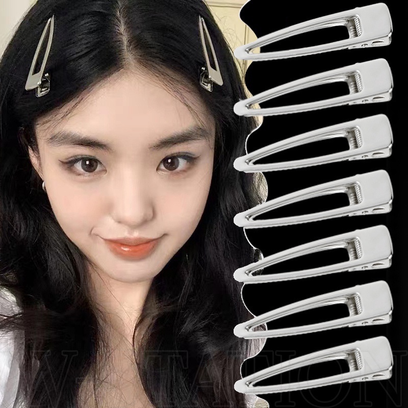 Y2k โลหะ สีเงิน ปากเป็ด คลิป / บุคลิกภาพพังก์ ด้านข้าง หน้าม้า / สไตล์ INS ที่จับ เรียบง่าย / เรขาคณิต กลวง สามเหลี่ยม กิ๊บ / เครื่องประดับแฟชั่น เด็กผู้หญิง