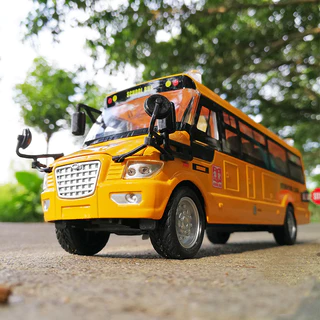 แบบจำลองรถบัสโลหะผสม 1/43 School Bus รถบัสจำลองสไตล์อเมริกัน รถของเล่นสำหรับเด็ก