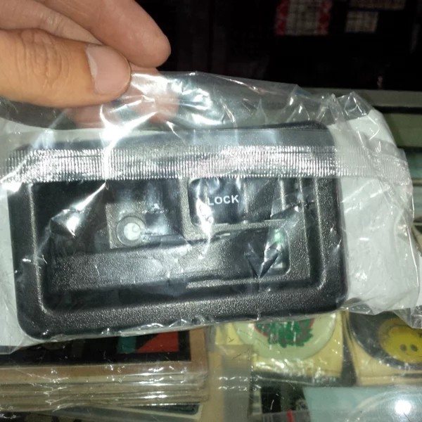 Jeep CJ7 Wrangler YJ มือจับประตูด้านในขวาและซ้าย - ซ้าย (LH)