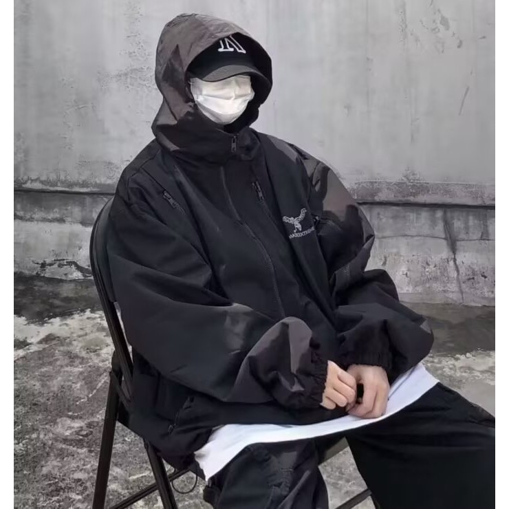 2025ใหม่ฤดูใบไม้ผลิผู้ชายเวอร์ชั่นเกาหลีสีทึบปักซิป windproof และแจ็คเก็ตทนต่อการสึกหรอ