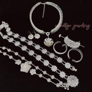 เครื่องประดับอีสาน ย้อนยุคประดับชุดไทย การแสดงวันสำคัญ