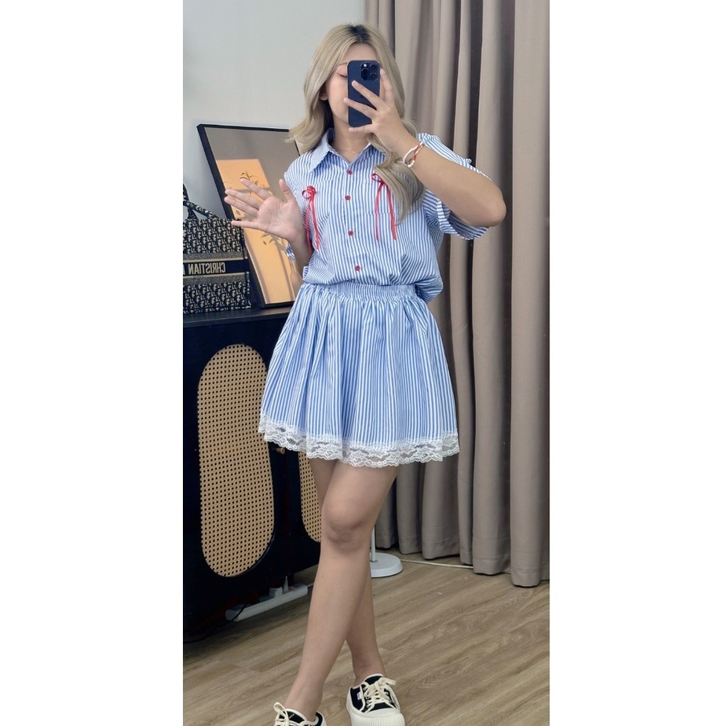 【🔥เติมสต็อค🔥】S-5XL ชุดเซตสองชิ้น ลายทาง เชิ้ตแขนสั้น + กระโปรงชายลูกไม้ เหมาะสำหรับสาวพลัสไซส์ สาวอวบ แต่งโบว์ น่ารัก
