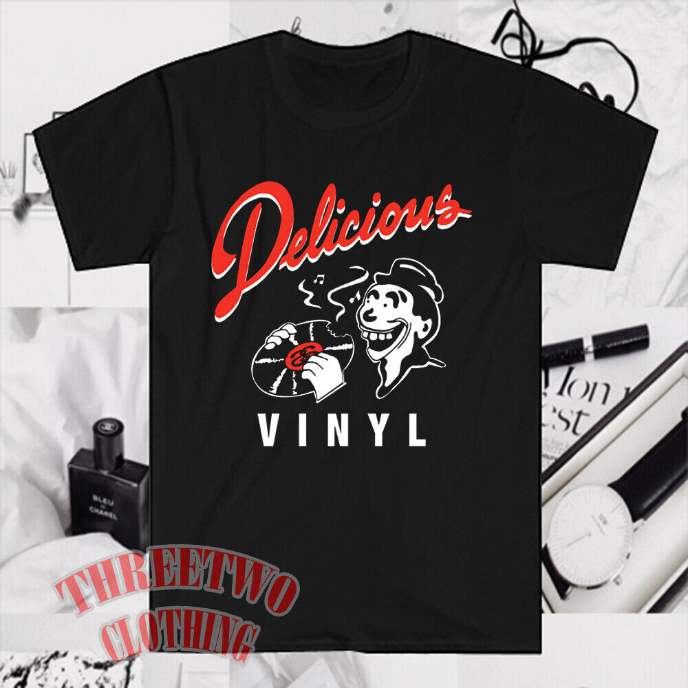 เสื้อยืดสีดําผู้ชาย Delicious Vinyl Records