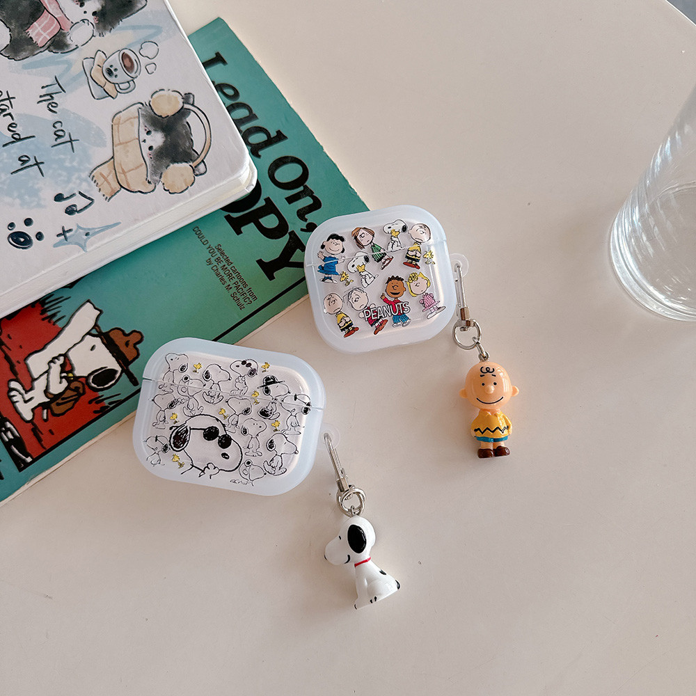 สําหรับ AirPods 4 ลายการ์ตูน Snoopy Charlie พร้อมจี้ตุ๊กตา รุ่น 1/2, Pro 2, AirPods 3 เคสซิลิโคนป้องกันหูฟังบลูทูธไร้สาย
