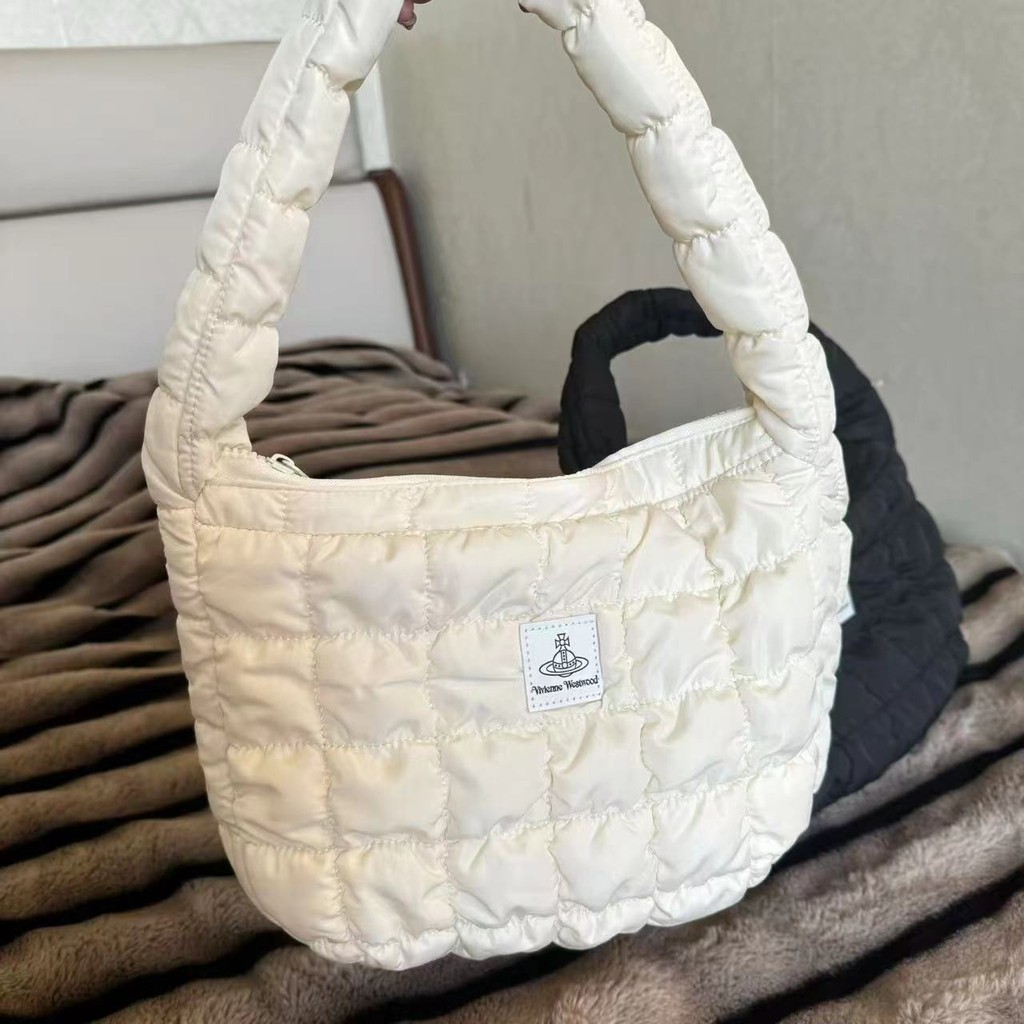 Vivienne Westwood Cloud กระเป๋าถือสไตล์ใหม่แฟชั่นลําลองใต้วงแขนกระเป๋า