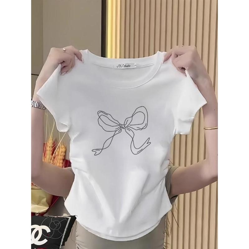 เสื้อครอปเอวลอยรัดรูปเสื้อแฟชั่นผู้หญิงวัยรุ่นสวยๆ เสื้อครอปเข้ารูป สไตล์เกาหลีเสื้อยืดผู้หญิง เสื้อยืดครอปเอวลอยทรงเข้า