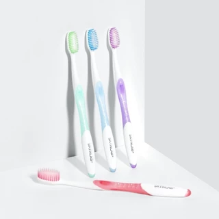 (แพค 4 ด้าม) แปรงสีฟัน Skynlab Premium Slim Soft Toothbrush ขนแปรงเรียวเล็ก สกินแล็บ