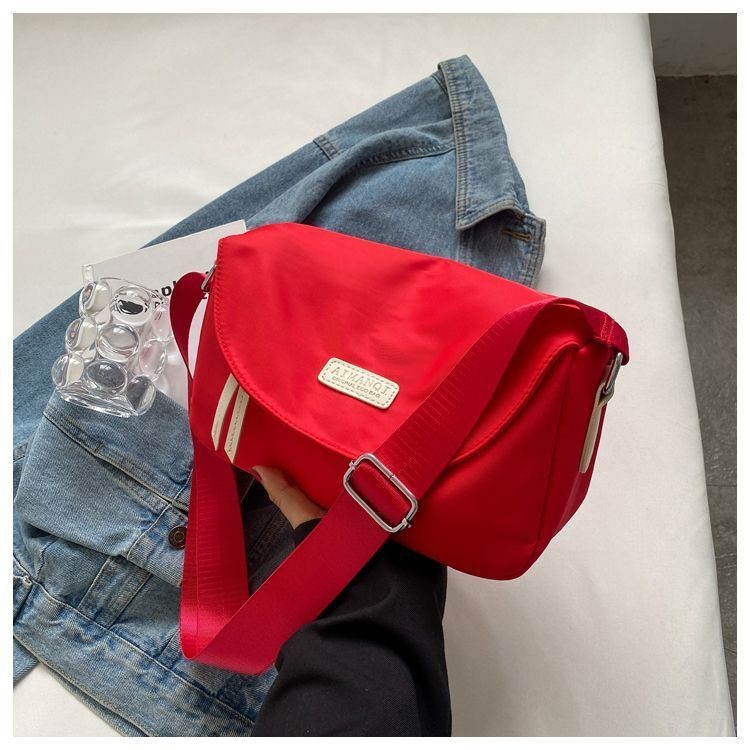 Messenger Bag สีทึบ All-Match Messenger Bag ญี่ปุ่น Casual Bag ผู้หญิง