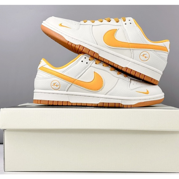 Nike SB Dunk Low <Lightning Co-branded -- Beige YELLOW gypsophila}