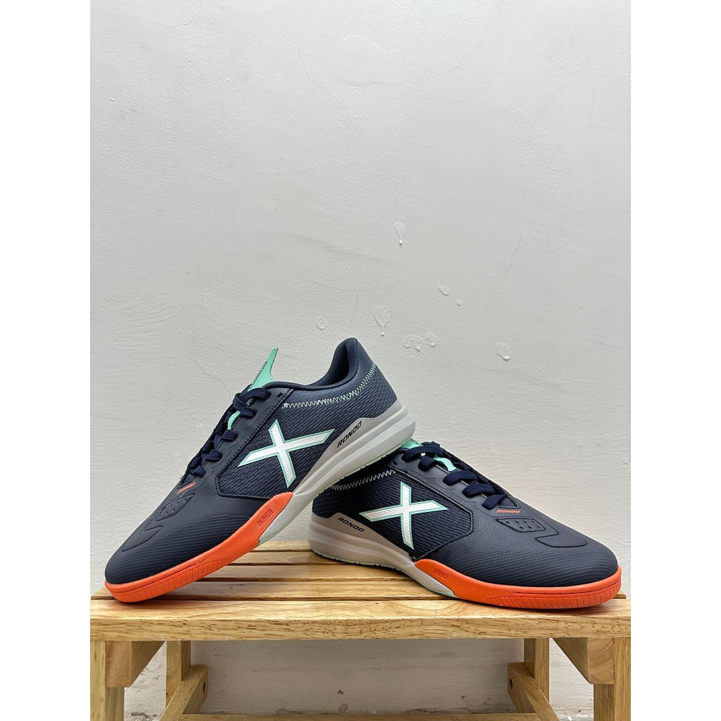 ขาย MUNICH OUT OF XM-RONDO 05 (DARK BLUE) รองเท้า FUTSAL