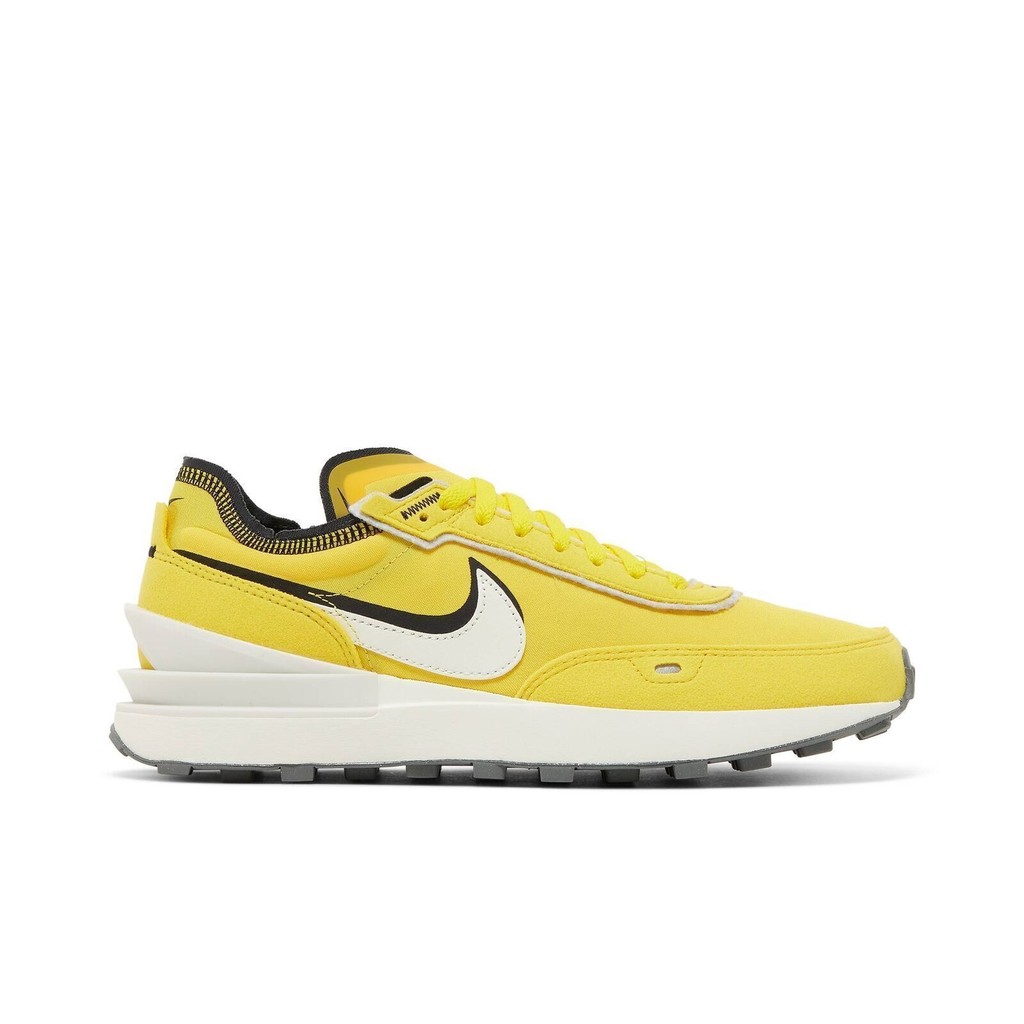 Nike Waffle One SE Tour Yellow DO9782-700 รองเท้าผู้ชาย