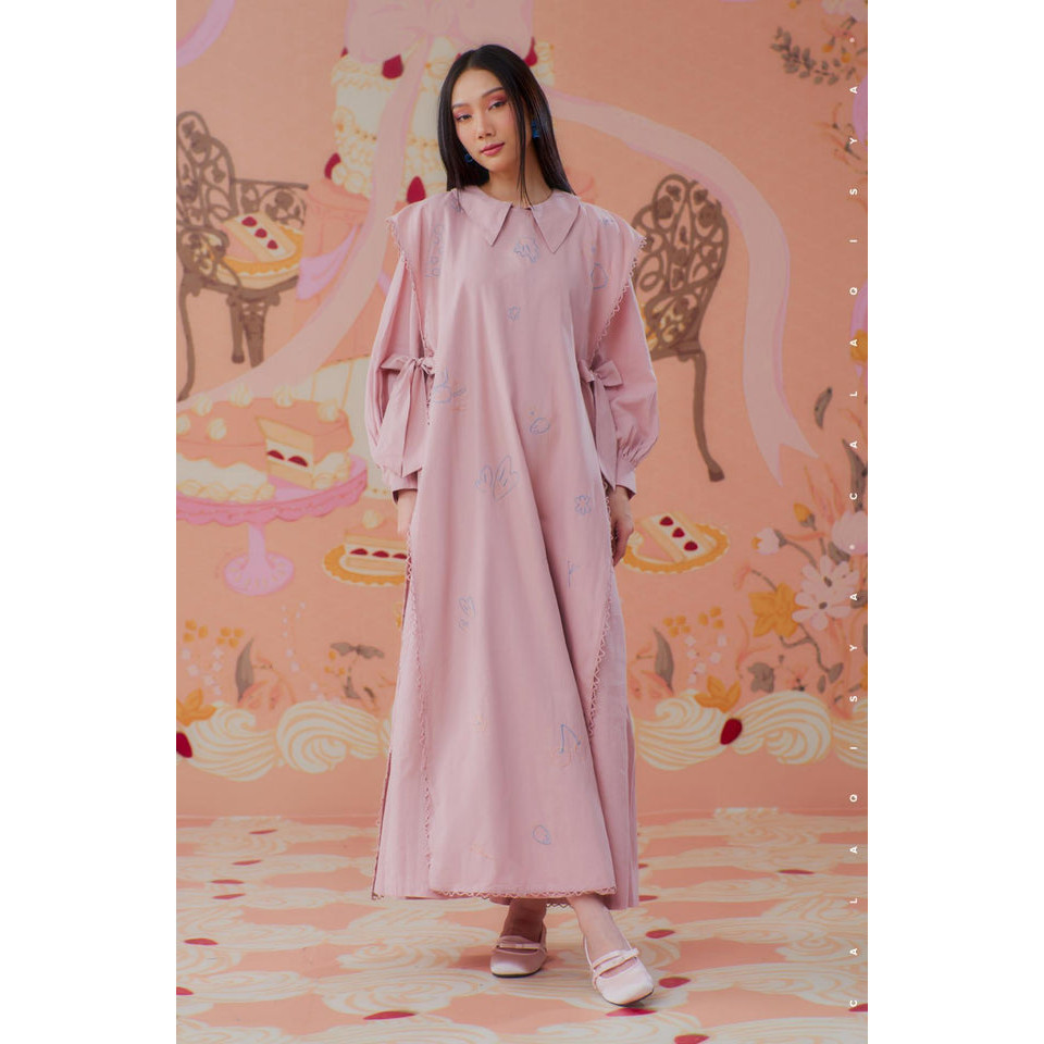 CQ TURNS 14 DDAY OUTERWEAR ใน PARFAIT สีชมพู
