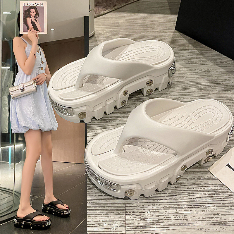 รองเท้าแตะผู้หญิงใหม่ แบบหนาเพิ่มความสูง สำหรับใส่กลางแจ้ง รองเท้าแตะชายหาดกันลื่น EVA